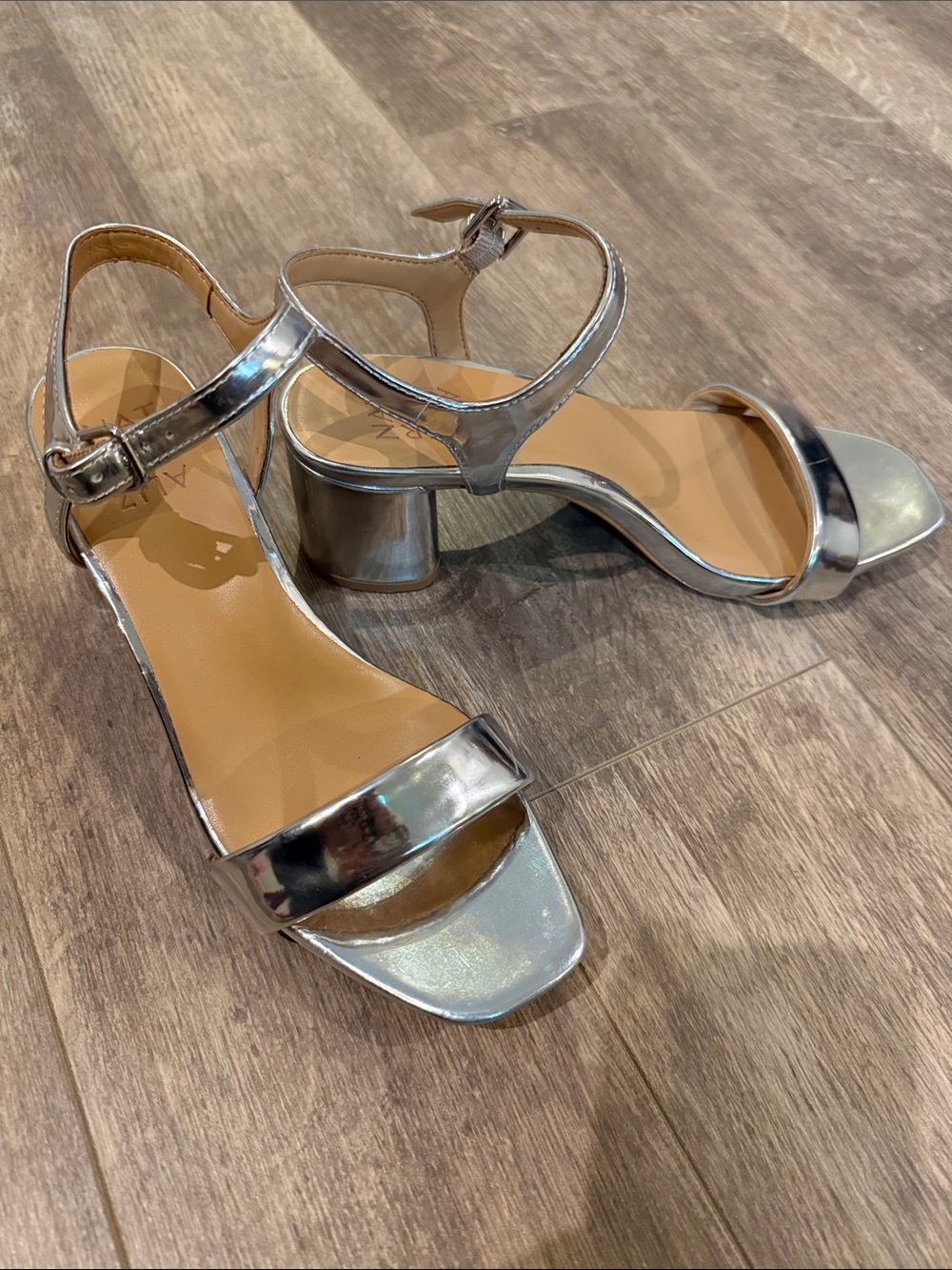 Naturalizer Metallic Silver Ankle-Strap Block Heels size 7